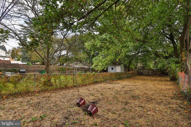 427 PAWNEE ST, Bethlehem, PA 18015