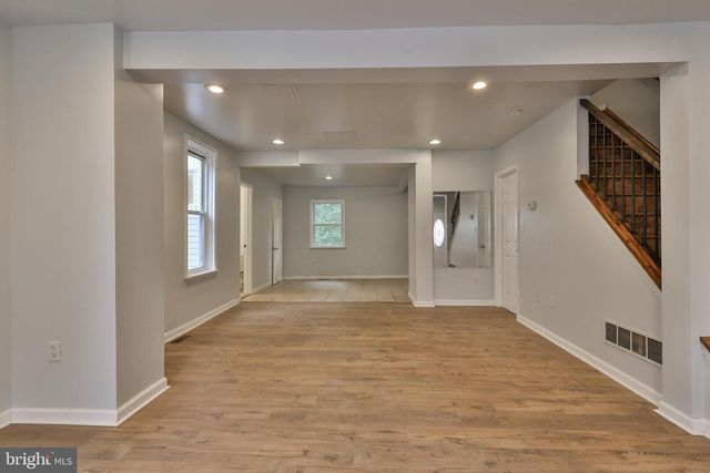 427 PAWNEE ST, Bethlehem, PA 18015