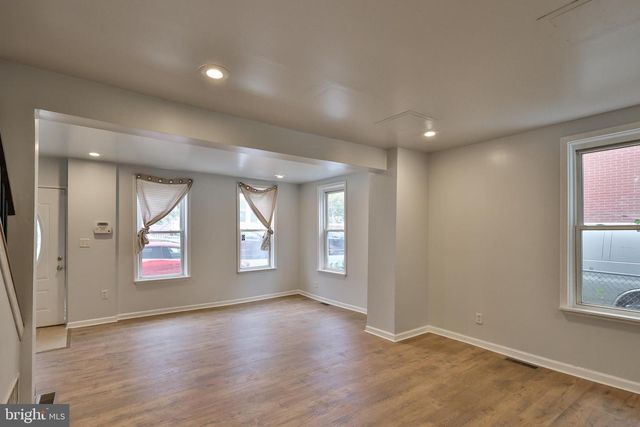 427 PAWNEE ST, Bethlehem, PA 18015