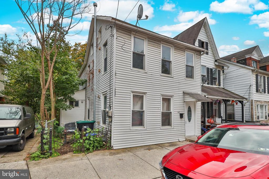 427 PAWNEE ST, Bethlehem, PA 18015