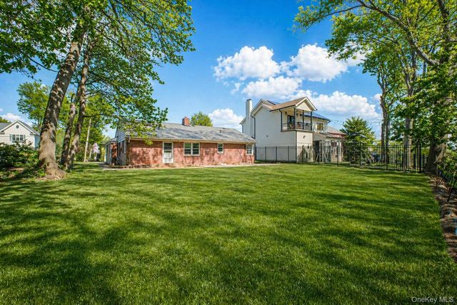 20 Delphine Terrace, Staten Island, NY 10305