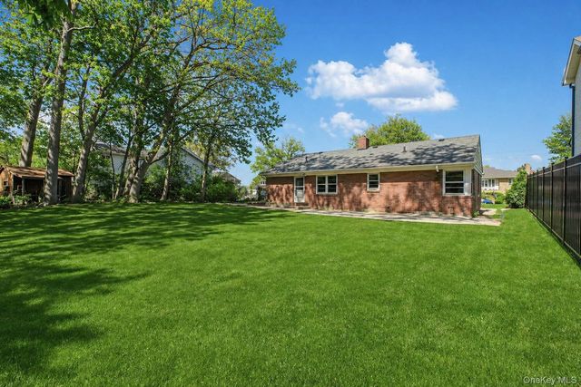 20 Delphine Terrace, Staten Island, NY 10305