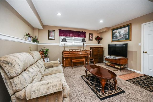 7300 Chaddy Circle, Pleasant Valley, MO 64068