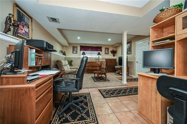 7300 Chaddy Circle, Pleasant Valley, MO 64068