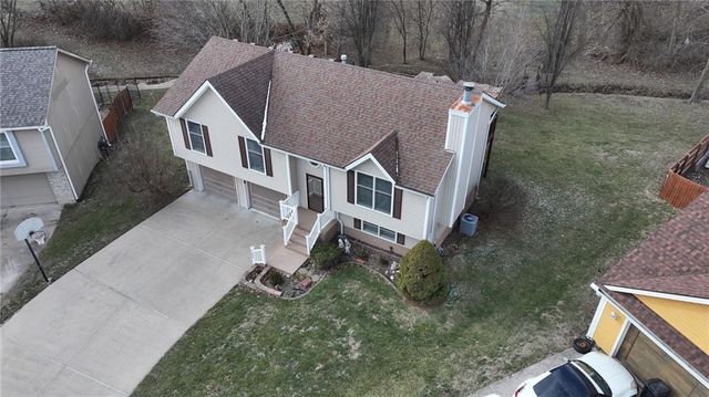 7300 Chaddy Circle, Pleasant Valley, MO 64068