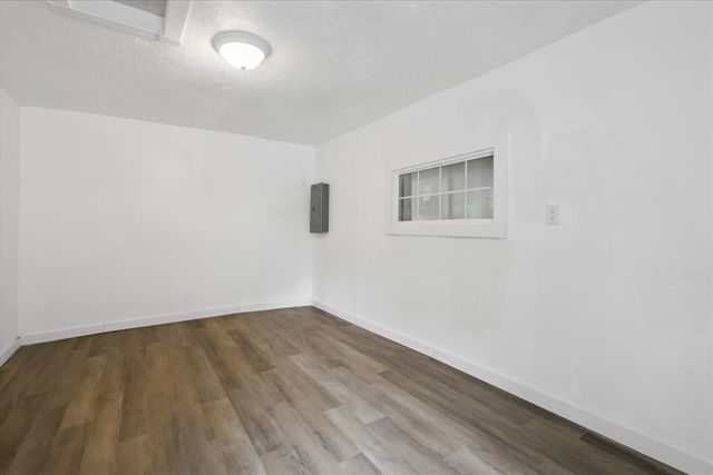 120 E Montcalm Street, Greenville, MI 48838