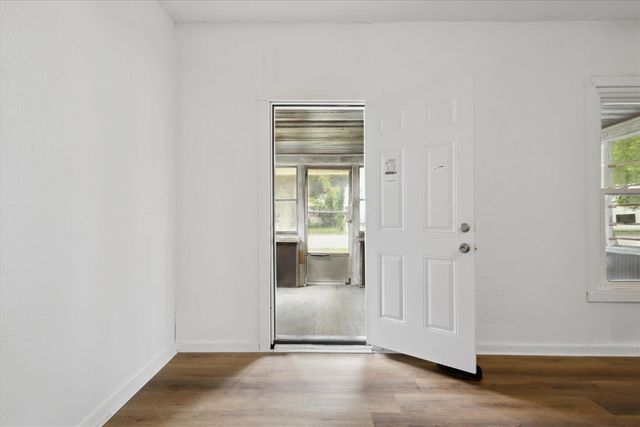 120 E Montcalm Street, Greenville, MI 48838