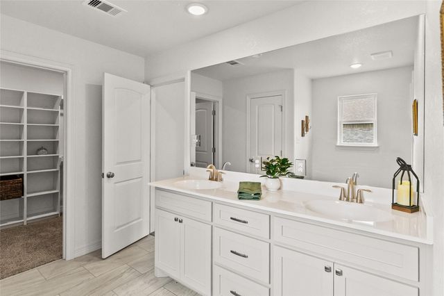 50 Nelson Court, Jones Creek, TX 77541