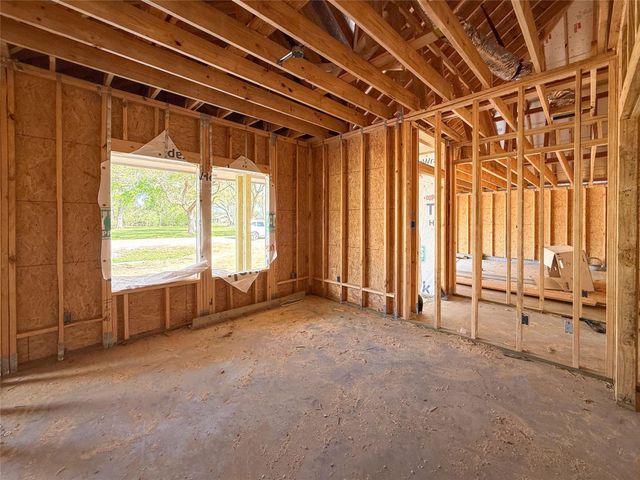 50 Nelson Court, Jones Creek, TX 77541