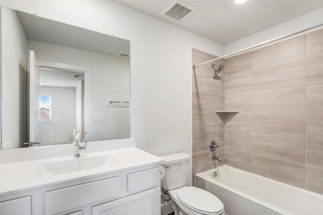 423 Black Walnut Drive, Conroe, TX 77304