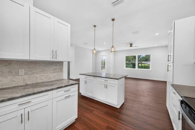 8003 CHANEY LANE, Tampa, FL 33617