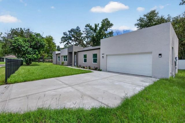 8003 CHANEY LANE, Tampa, FL 33617