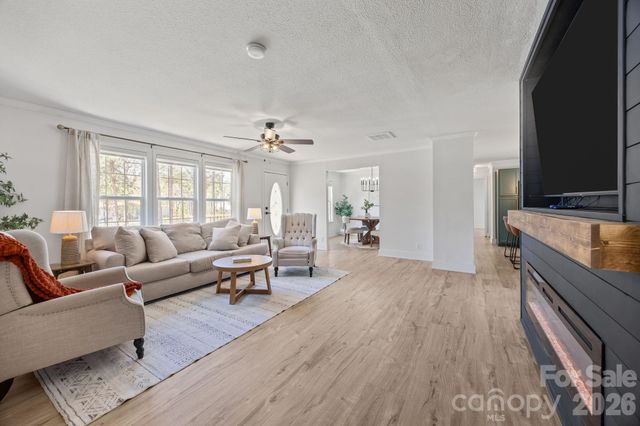 3057 Fountainview Avenue, Concord, NC 28027