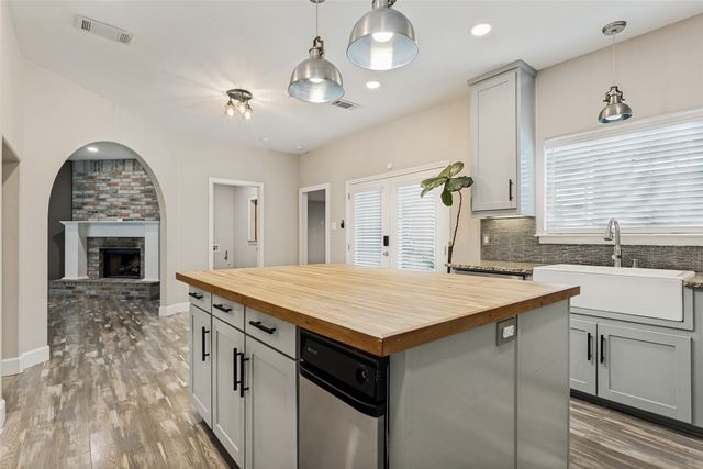 8314 Luna Drive, Rowlett, TX 75088