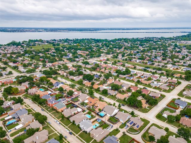 8314 Luna Drive, Rowlett, TX 75088