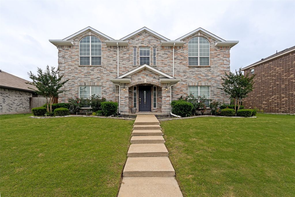 8314 Luna Drive, Rowlett, TX 75088