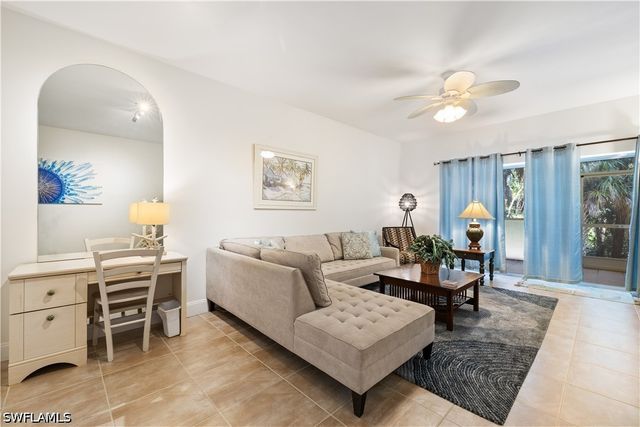 757 Wiggins Lake DR 106, Naples, FL 34110