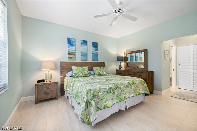 757 Wiggins Lake DR 106, Naples, FL 34110