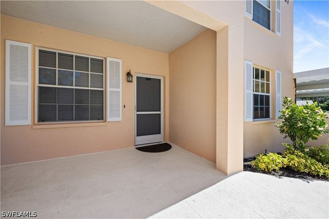 757 Wiggins Lake DR 106, Naples, FL 34110