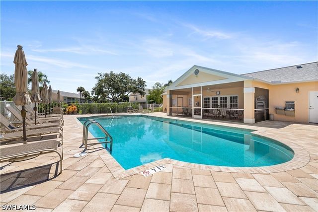 757 Wiggins Lake DR 106, Naples, FL 34110