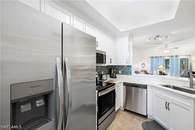 757 Wiggins Lake DR 106, Naples, FL 34110