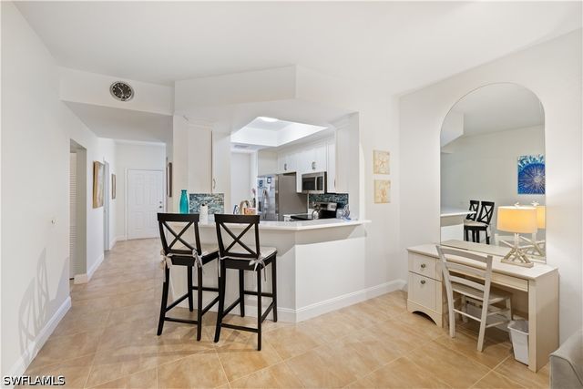 757 Wiggins Lake DR 106, Naples, FL 34110