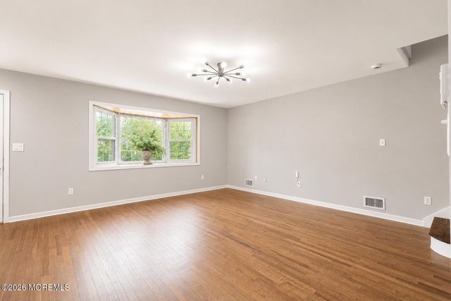 12 Orchard Street, Keansburg, NJ 07734
