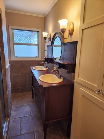 3221 Lawnview St, Corpus Christi, TX 78404