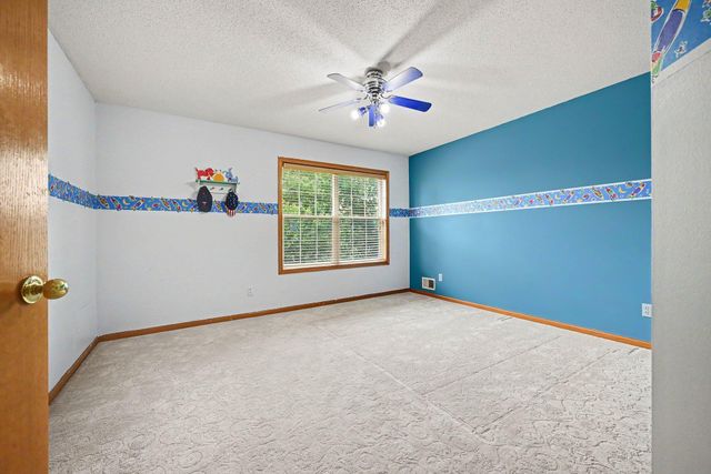 2466 Lone Eagle Trail, Woodbury, MN 55129