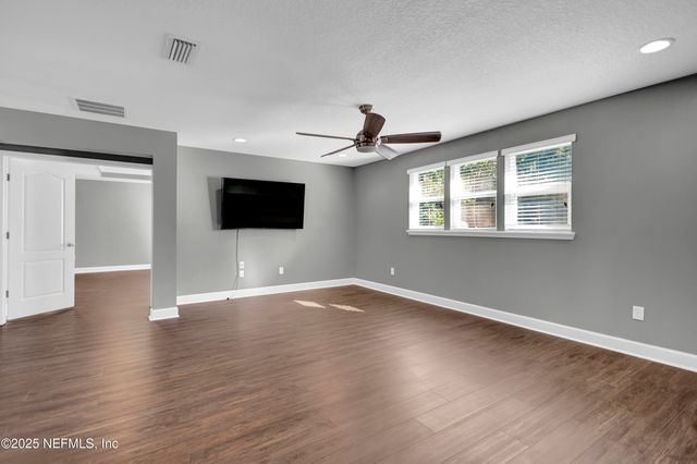 12683 JULINGTON OAKS Drive, Jacksonville, FL 32223