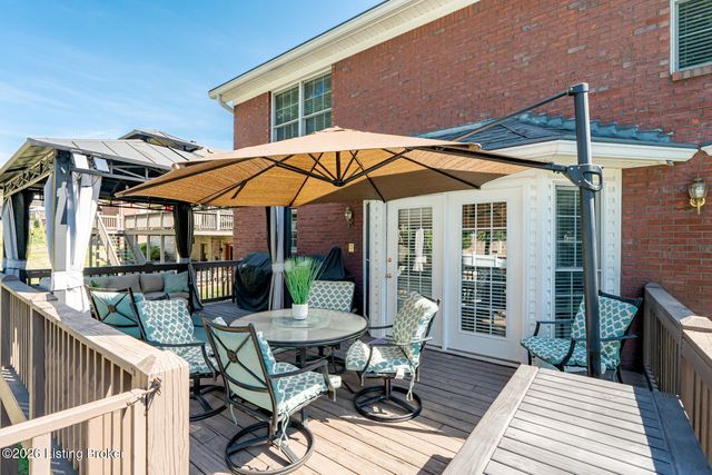 9409 Amber Ridge Ct, Louisville, KY 40272