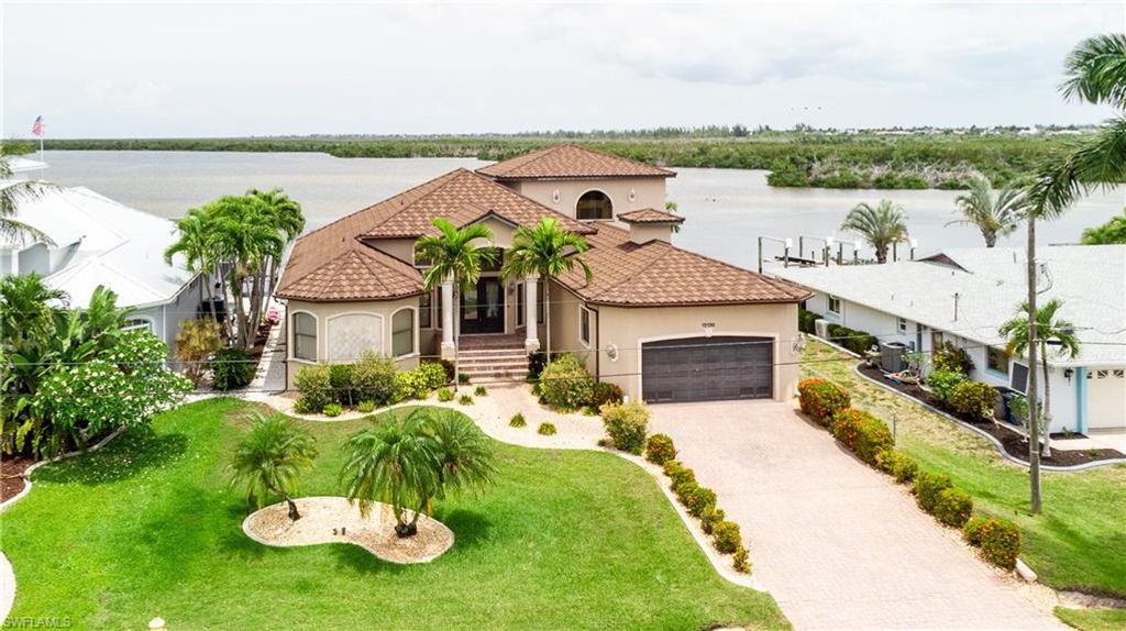 12130 Shoreview DR, MATLACHA, FL 33993 — exterior