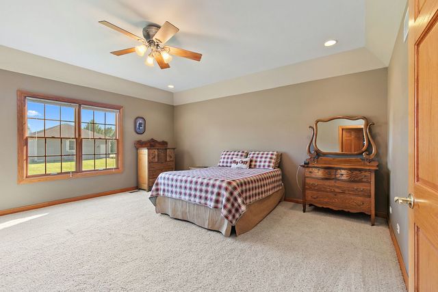 22011 Pringle Drive, Marengo, IL 60152