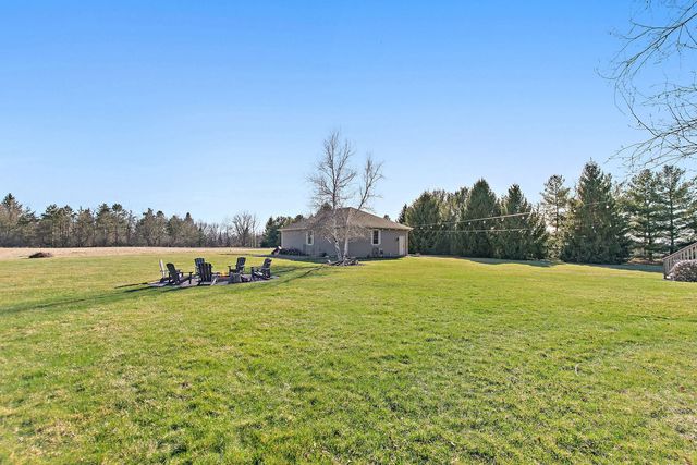 22011 Pringle Drive, Marengo, IL 60152