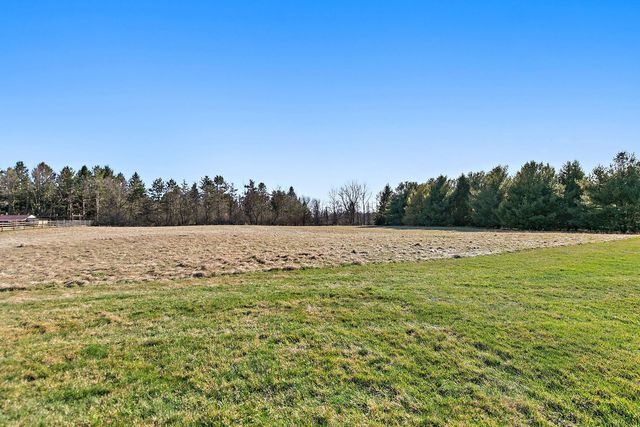 22011 Pringle Drive, Marengo, IL 60152