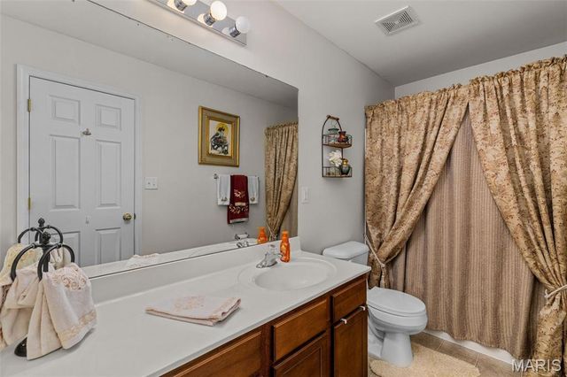 139 Roxbury Drive, O'fallon, MO 63366