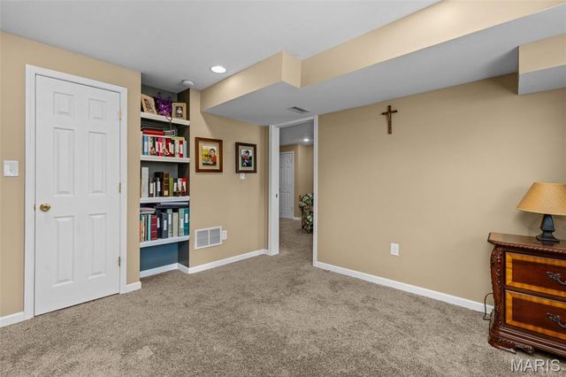 139 Roxbury Drive, O'fallon, MO 63366