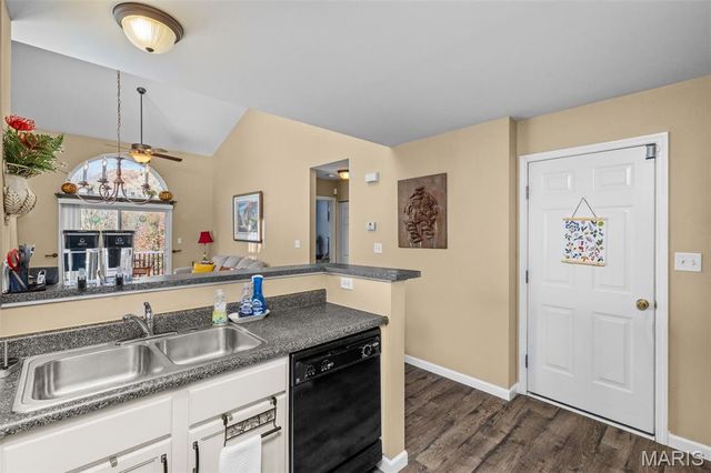 139 Roxbury Drive, O'fallon, MO 63366