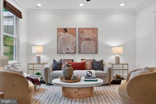731 PRINCETON PL NW, Washington, DC 20010