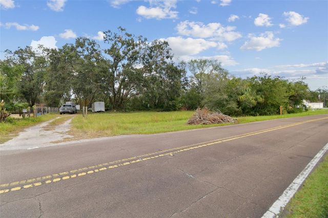 1619 BUTCH CASSIDY TRAIL, Wimauma, FL 33598