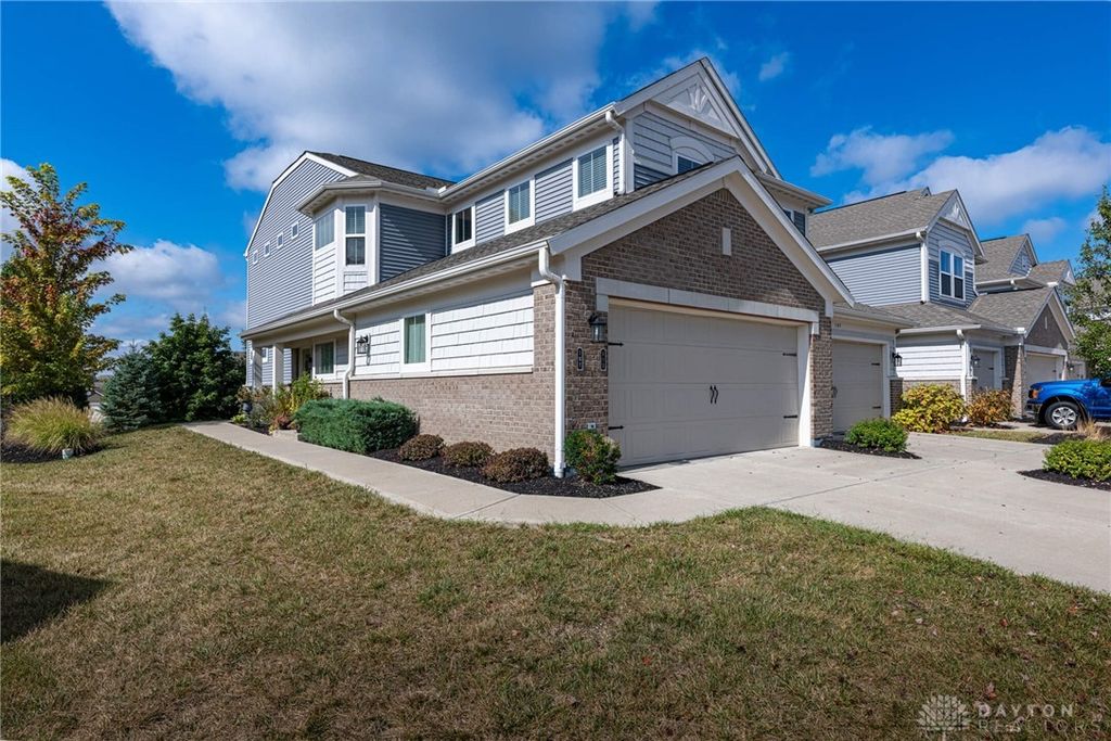111 Rippling Brook Lane, Springboro, OH 45066