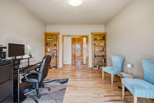 3130 Country LANE, New Berlin, WI 53146