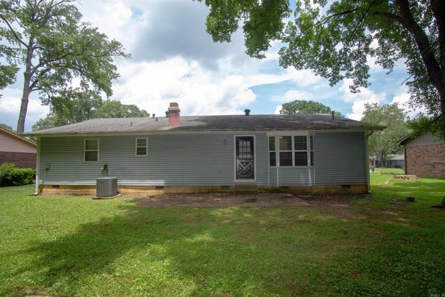 5320 Timberland Drive, Little Rock, AR 72204