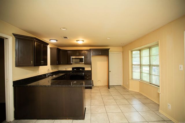 5320 Timberland Drive, Little Rock, AR 72204