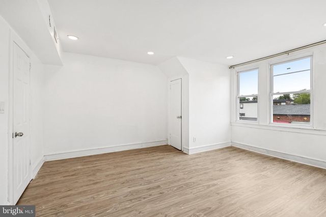 1827 W CHELTENHAM AVE, Elkins Park, PA 19027