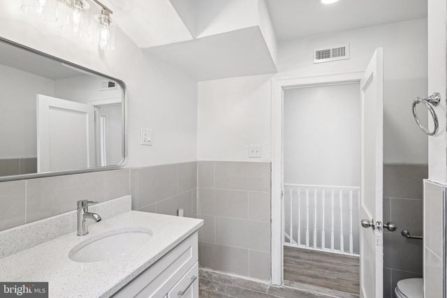 1827 W CHELTENHAM AVE, Elkins Park, PA 19027