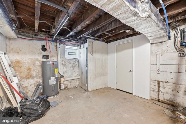 1827 W CHELTENHAM AVE, Elkins Park, PA 19027