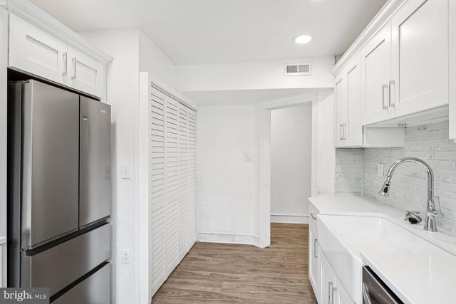 1827 W CHELTENHAM AVE, Elkins Park, PA 19027