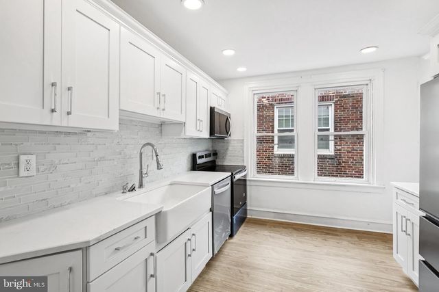 1827 W CHELTENHAM AVE, Elkins Park, PA 19027