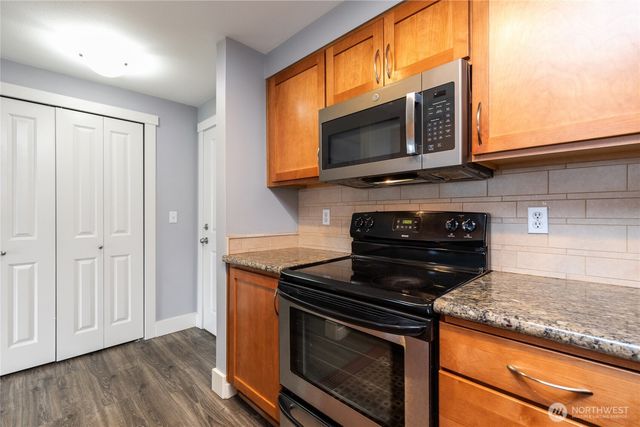 25 N Broadway #207, Tacoma, WA 98403